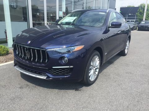 New 2019 Maserati Levante GranLusso